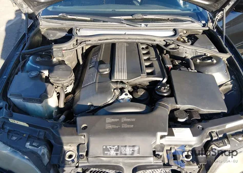 2003 BMW 330I z USA, uszkodzony, nr VIN WBAEV534X3KM28330